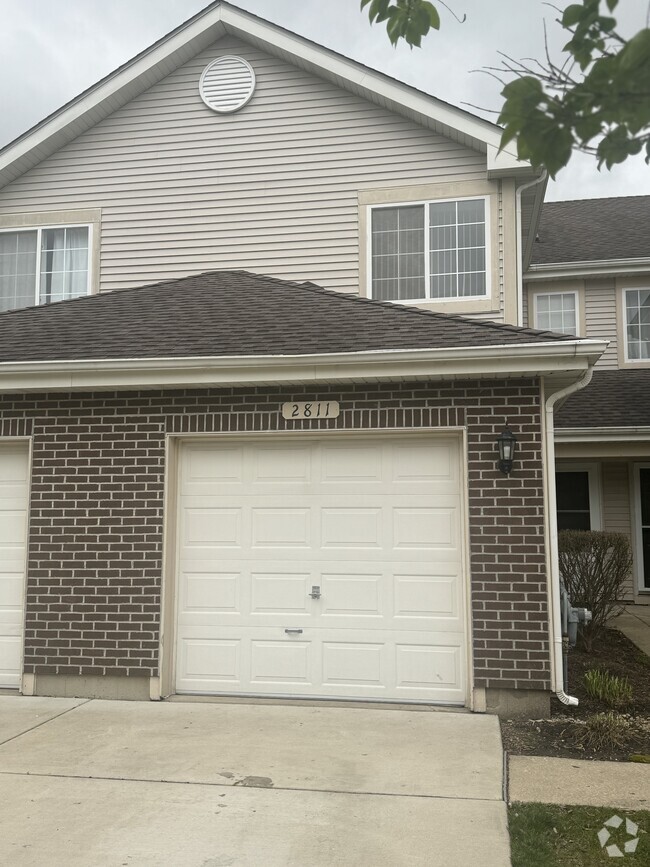 Building Photo - 2811 Odlum Dr Rental