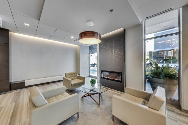 Photo - 41 E 8th St Unidad 1807