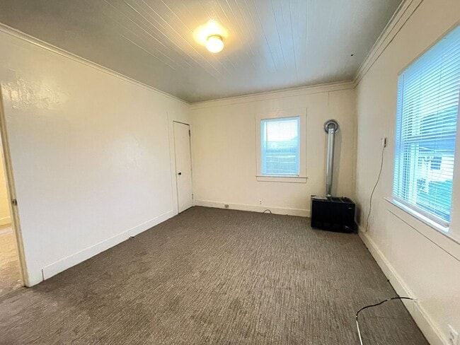 Photo - Charming 2 Bedroom, 1 Bathroom Home in Rio Dell, CA