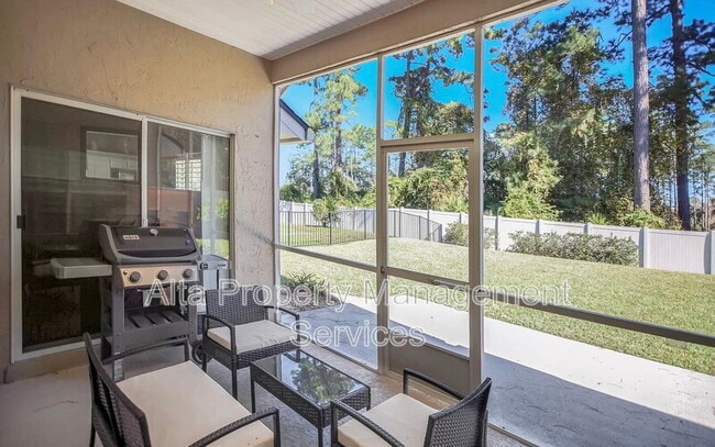 Photo - 701 Lake Stone Cir