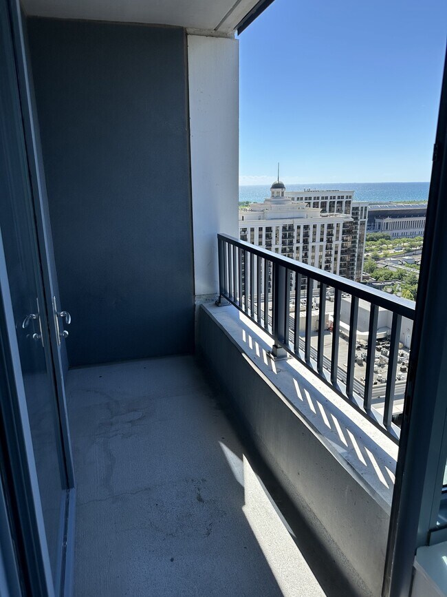 Photo - 1263 S Michigan Ave