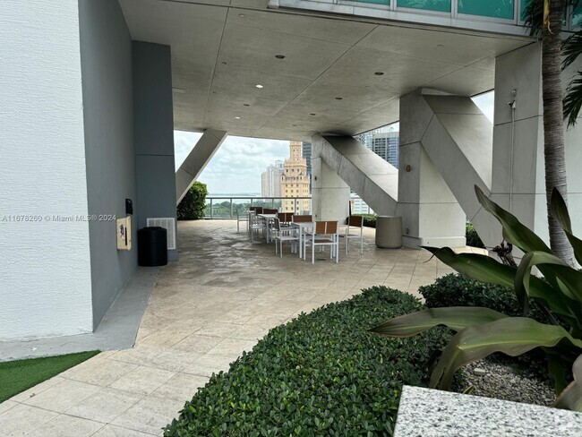 Building Photo - 888 Biscayne Blvd Unit 2801 Rental