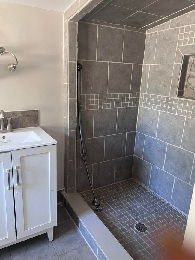 Photo - 2363 Susan Dr