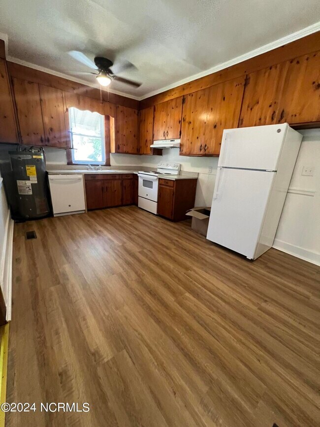 Photo - 336 Kenwood Ave