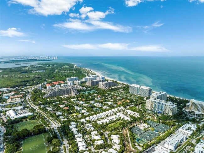 Building Photo - 445 Grand Bay Dr Unit 201