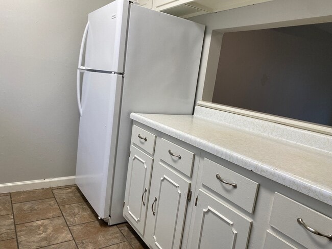 Photo - 25 Rossfield Cv Unit L