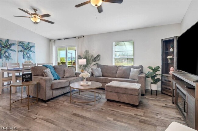 Photo - 1210 NE 19th Pl