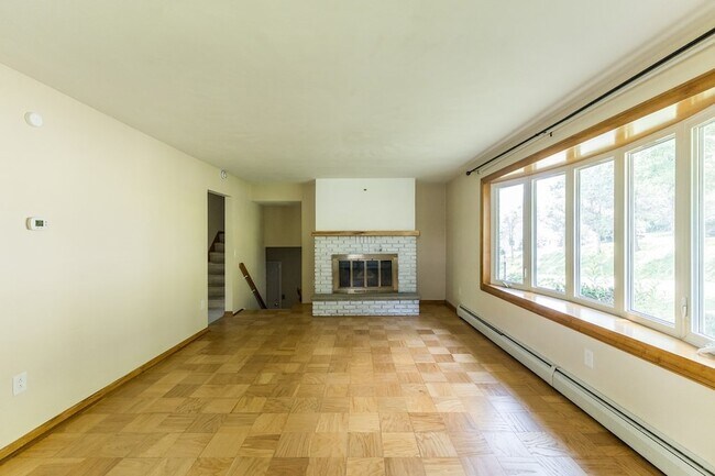 82 Terrace Dr
