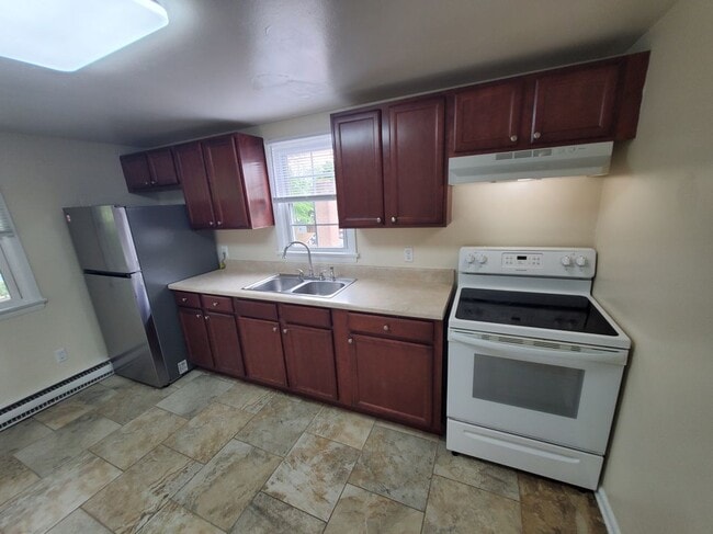 Photo - 221 Fletcher St Unit 2