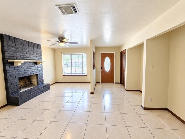 108 Margaret Ln
