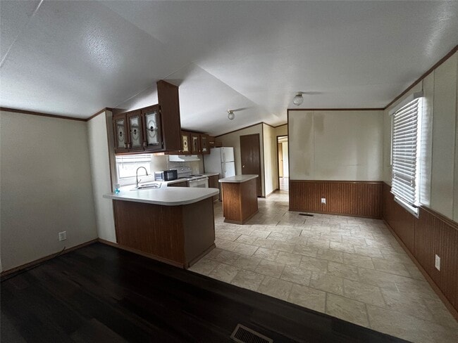 Photo - 508 Smith Hill Rd