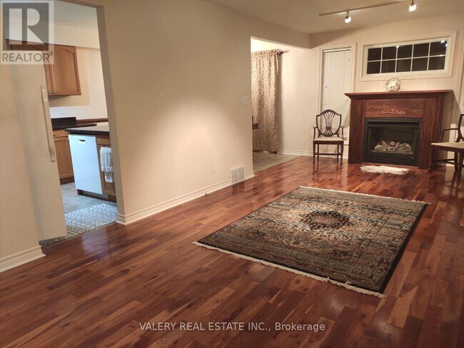 Photo - 1058 Lexington Cir