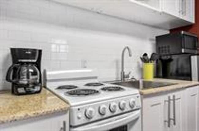 Photo - 411 Baker Unidad 411 Baker Lane - #B