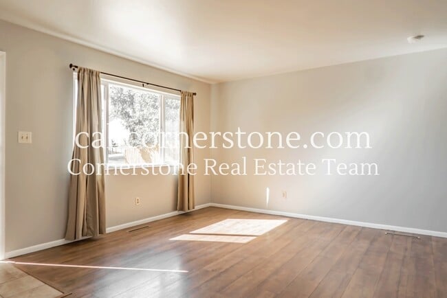Photo - 3330 Calaveras Way