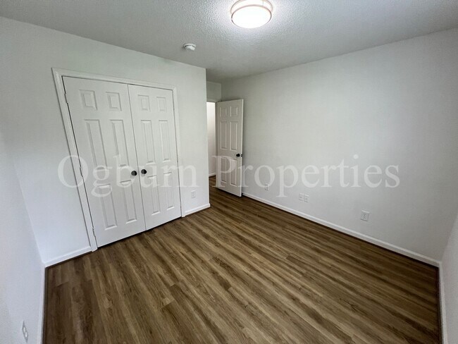 Photo - 3578 Milhaven Rd