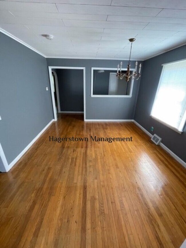 12908 Pecktonville Rd