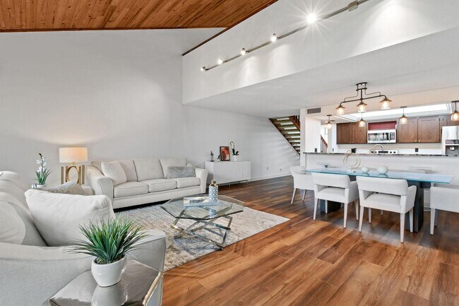 Photo - 222 Old Meadow Way