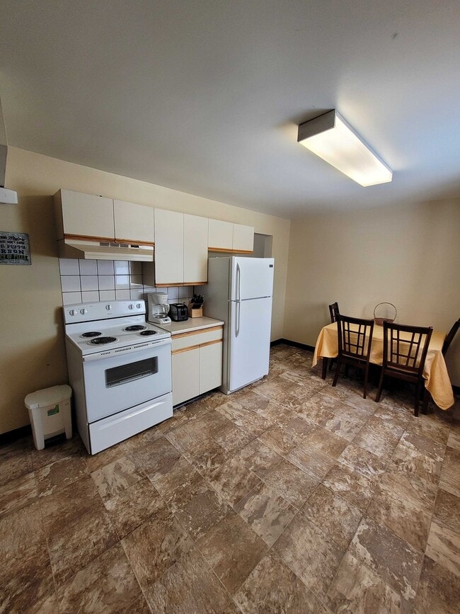 Photo - 54 Little Wedeene St