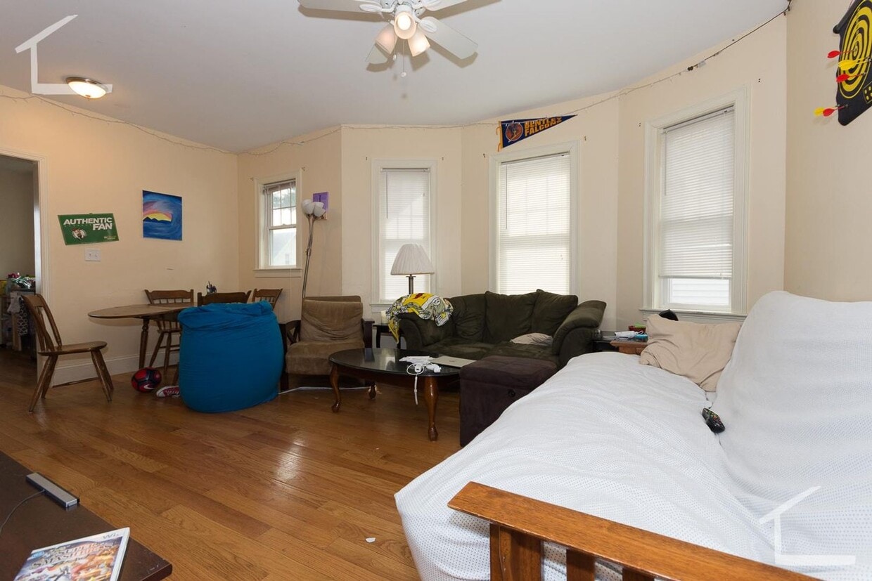 HOT BRIGHTON LISTING!!!! - HOT BRIGHTON LISTING!!!!