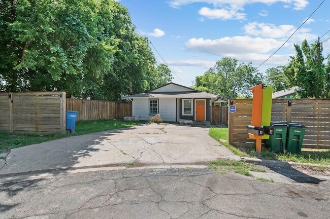 Photo - 7617 Meador Ave Unit B