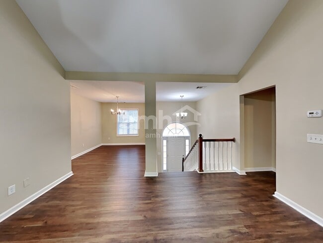 Photo - 15 Jeremiah Way