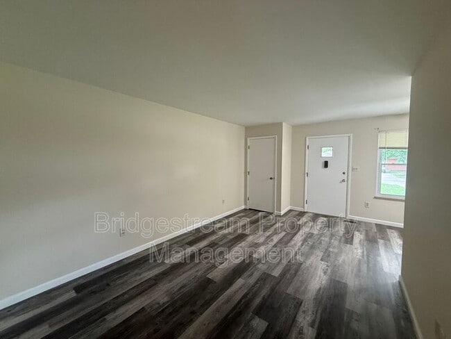 Photo - 4352 Sunray Rd