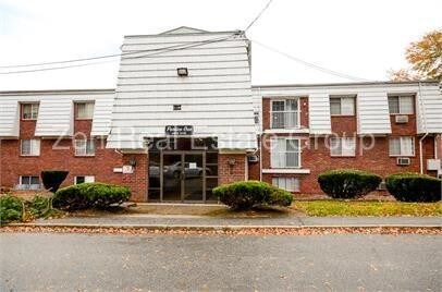 Photo - 300 Smithfield Rd Condo Unit 18