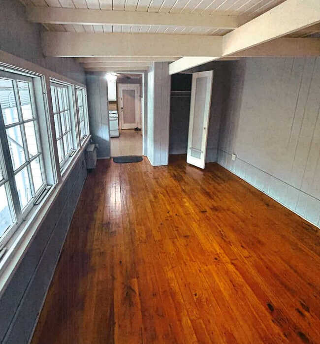Photo - Riverview Apartments