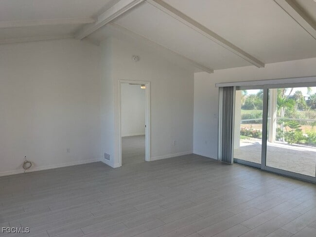 Building Photo - 1235 Par View Dr