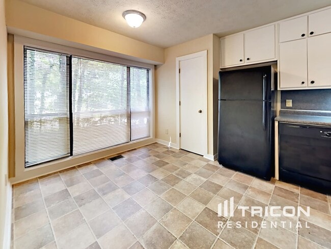 Photo - 5054 Stoney Point Ln