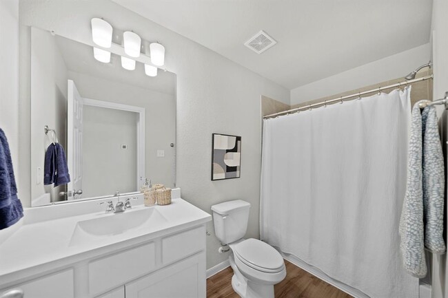 Photo - 13307 Nabob Dr House
