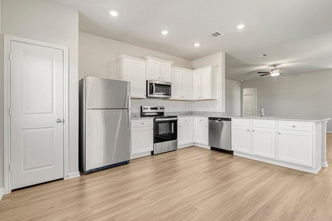 Photo - 8208 Burnt Orchid Dr