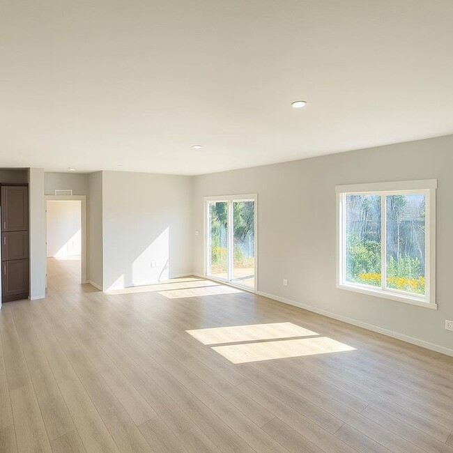 Photo - 297 Robles Dr