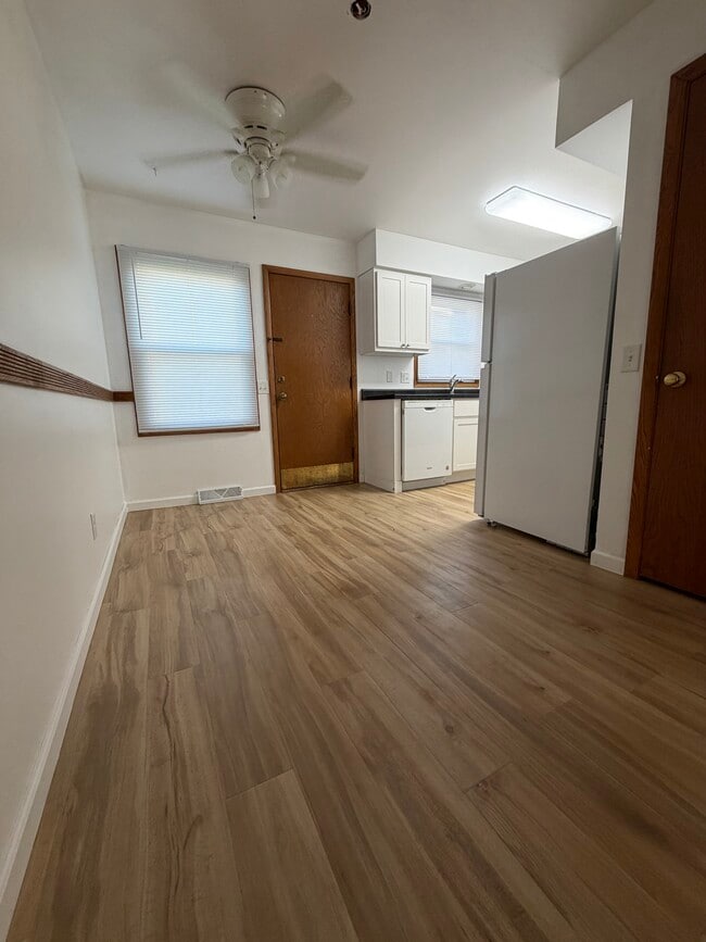 Photo - 4314 Lumley Rd