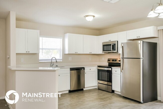 Photo - 2427 18th St S