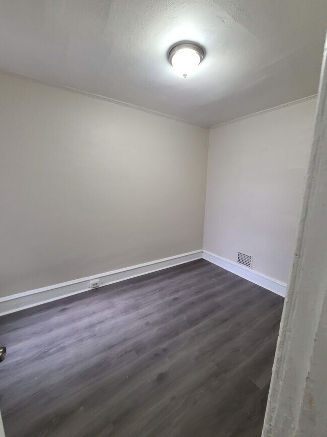 Photo - Large Upgraded Home! - Half off first months rent