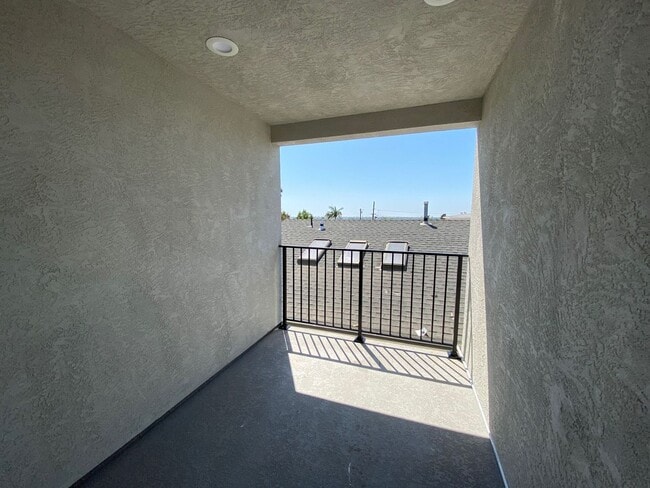 Photo - Beautiful 4BD/2BA