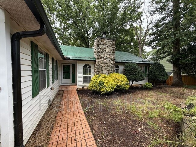 Photo - 78 Pine Cone Dr