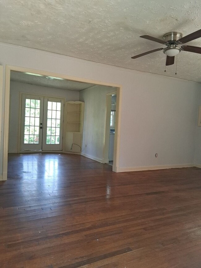 Photo - 4834 Maplewood Dr