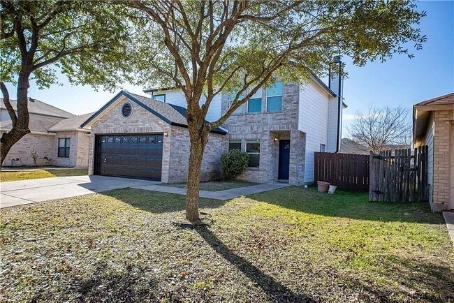 Photo - 2208 Bluebonnet Dr House