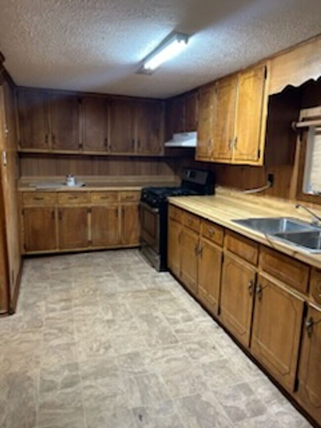 Photo - 130 Grantham St