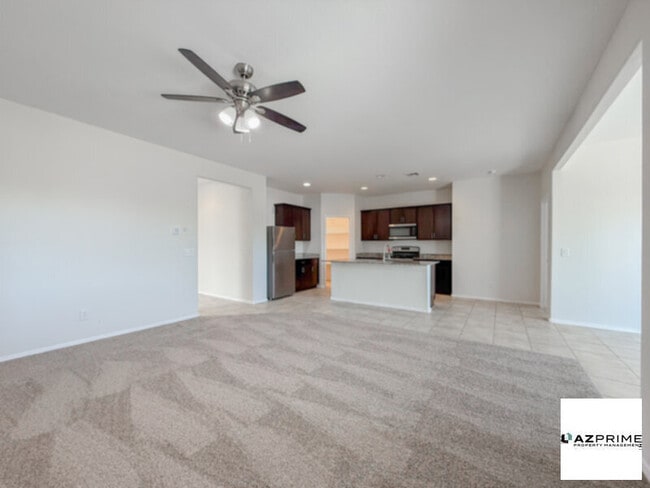 Photo - Spacious 4/2 Maricopa House - Versatile La...