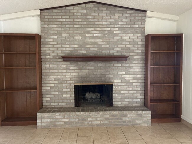 Photo - 2408 Carnation Dr