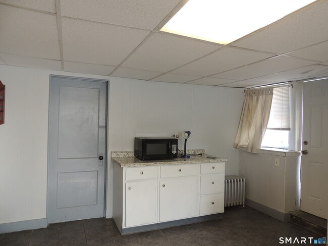 Photo - 127 Hosley Ave Unidad Apt. A