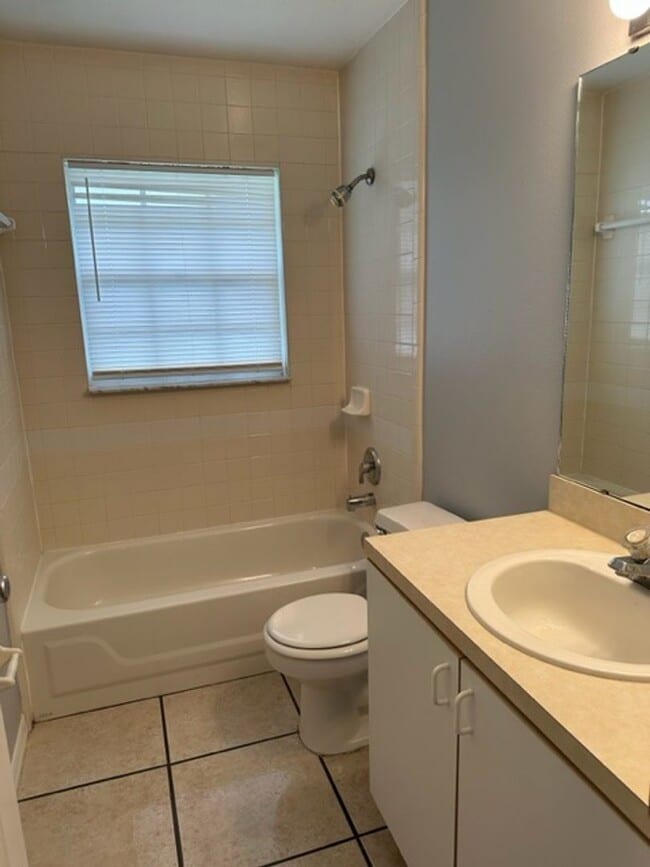 Photo - Coming soon ... 2 Bed 2 Bath 1/2 Duplex in...