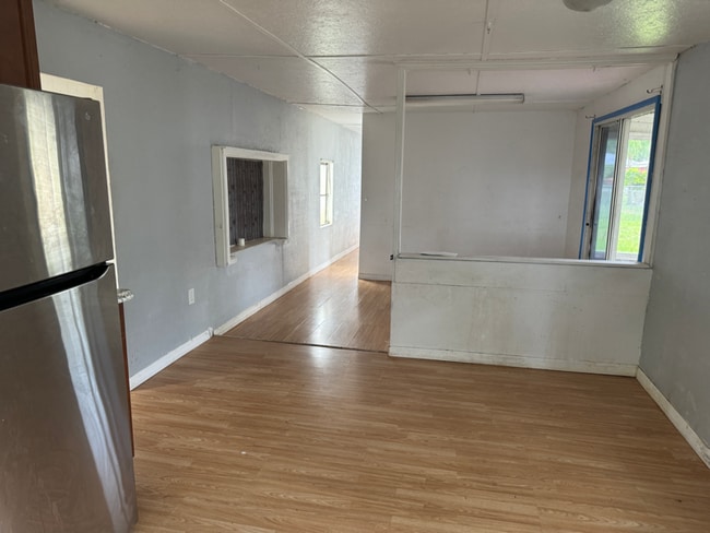 Photo - 135 Cypress St SW