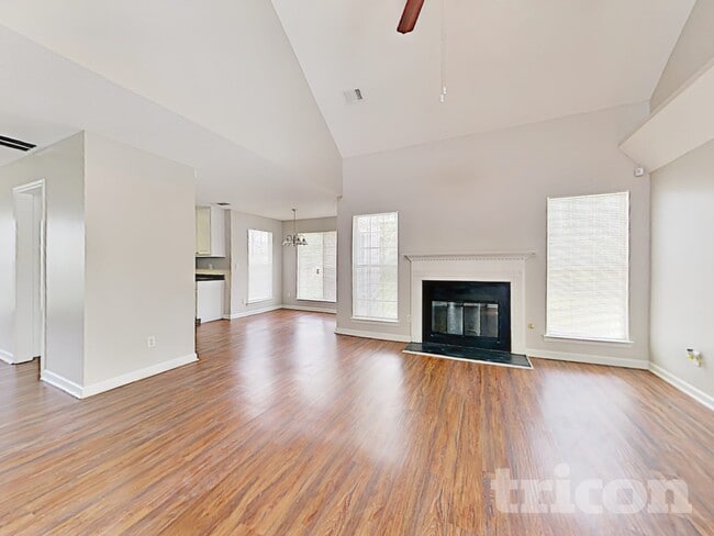 Photo - 105 River View Ct