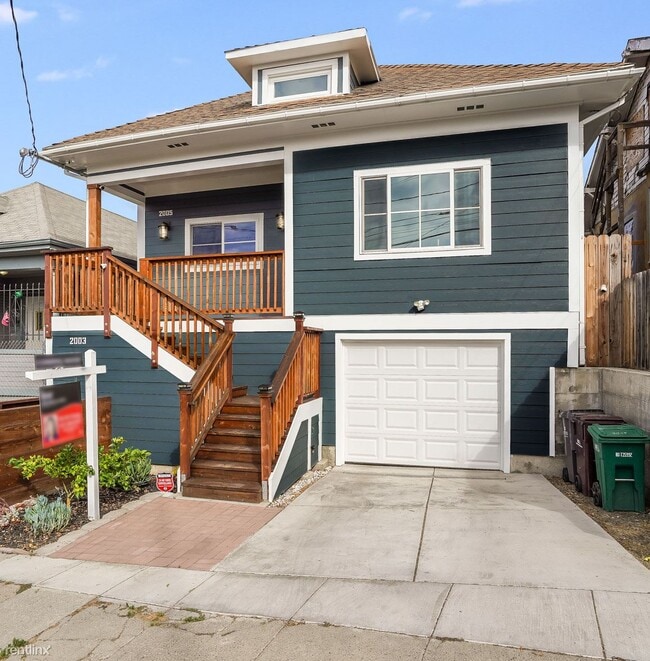 Photo - 3 br, 2 bath Duplex - 2005 Crosby Avenue 2005