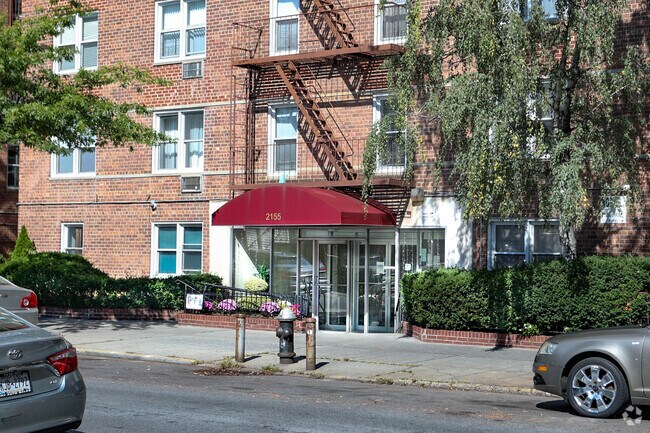 Photo - 2155 82nd St