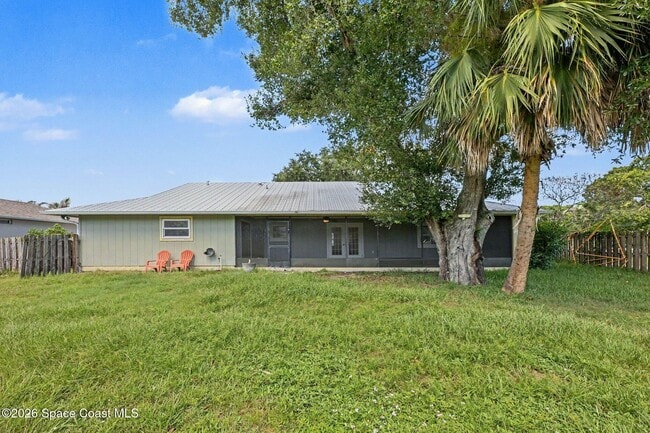Photo - 1242 Laconia St